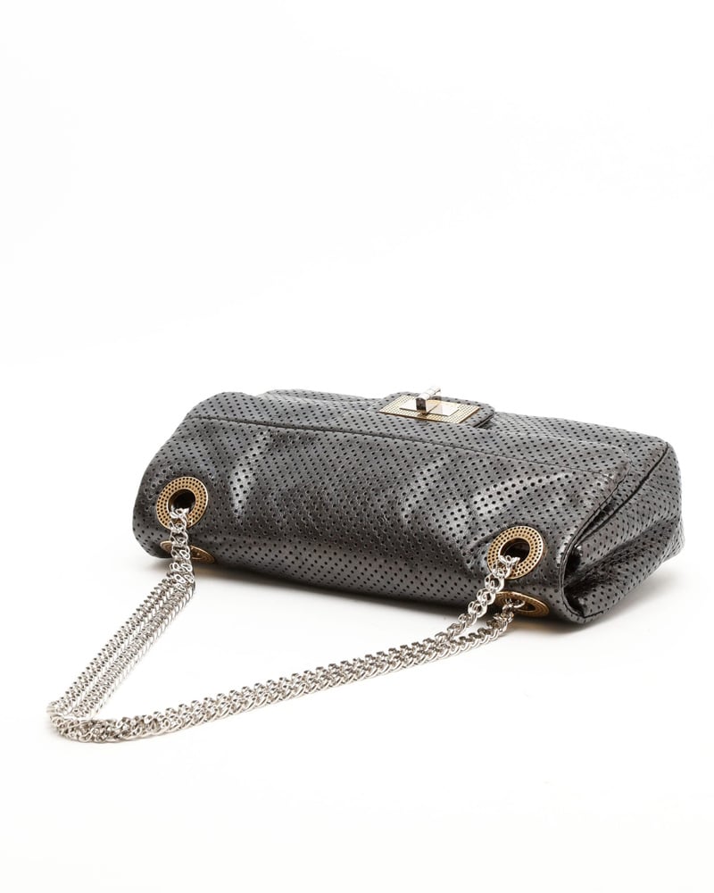 1106_808826844d_file-full