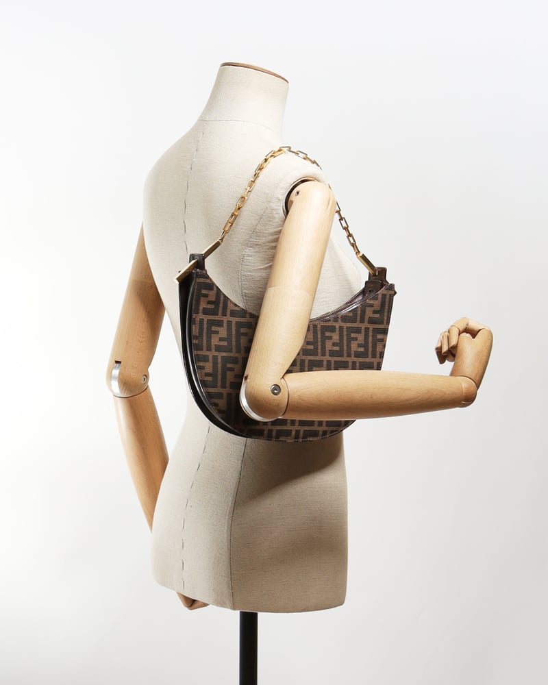 14634_448c2051f5-776-20933-6-full