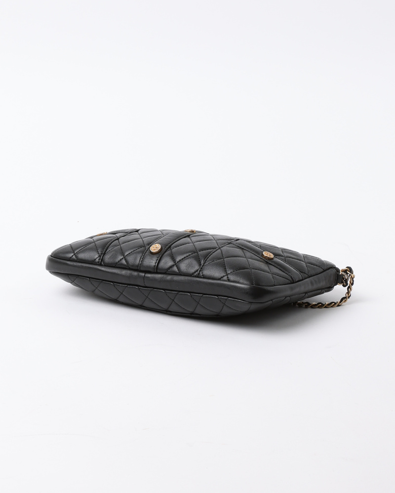 14642_1a2b3b1b76-2240002736943-4-full