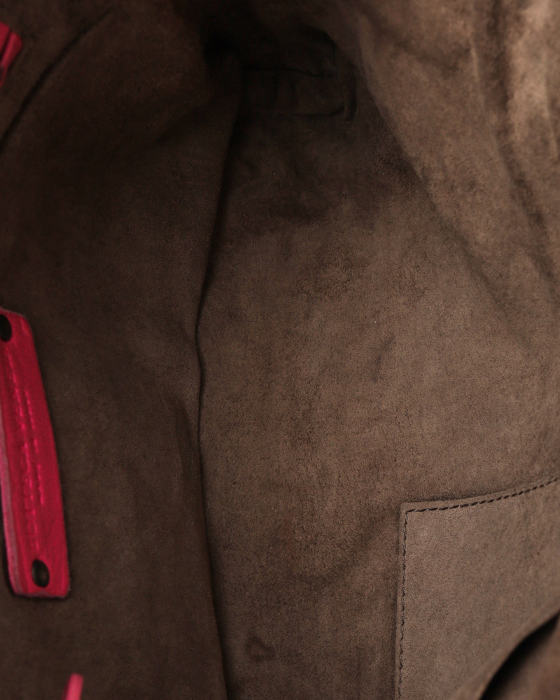 15421_52597d8db4-776-20199-14-full