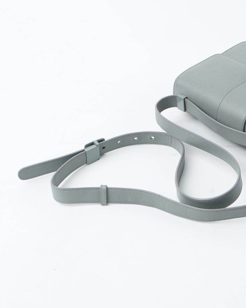 15714_e52f448fef-783-34681-7-full