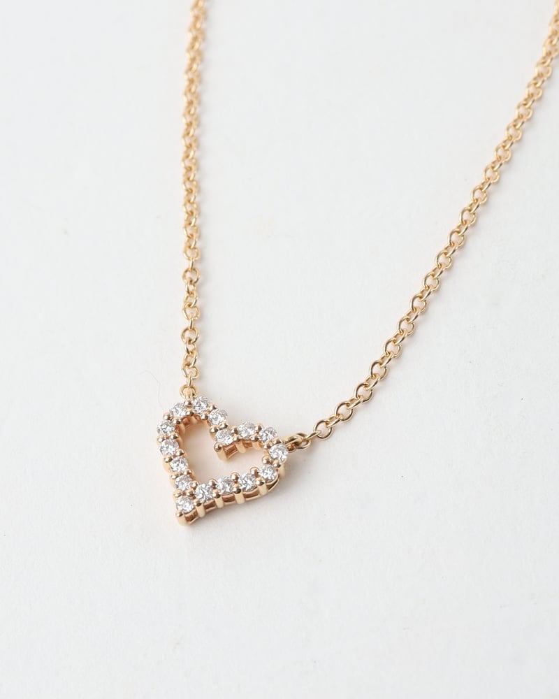 16068_d236548d0f-a30472472-full