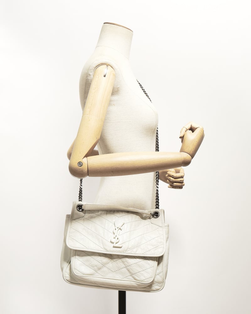 16139_0e7d7453ee-wz3857397-full