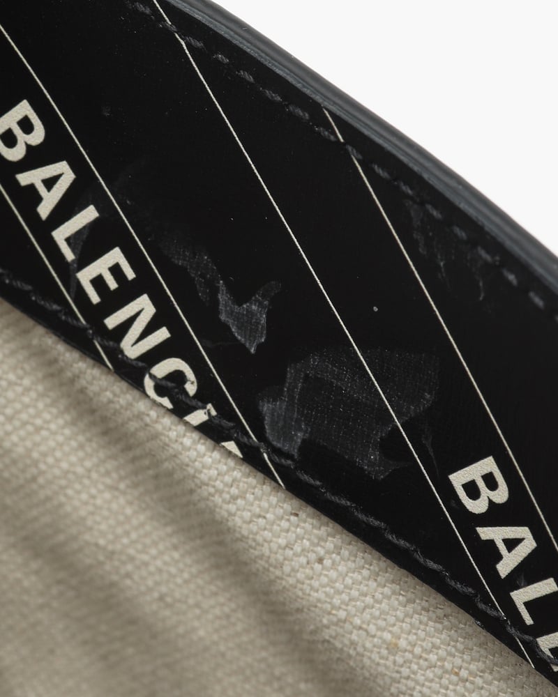 17879_f600e9ef4c-792-33126_11-full