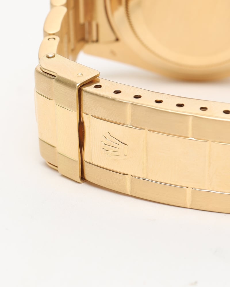 19337_311a62298e-2240005521386_9-full