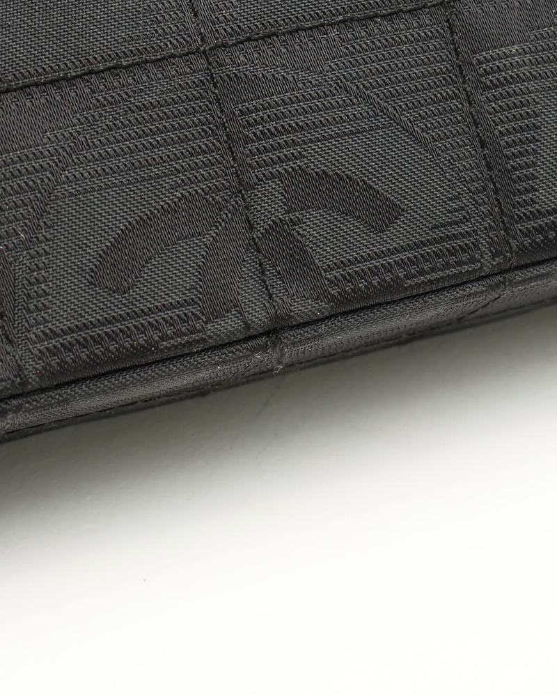 2165_32977208e1-697-19536_9-full