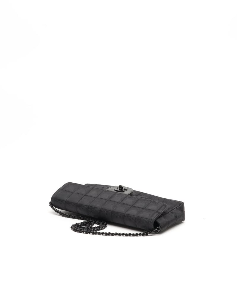 2165_9893ec214a-697-19536_5-full