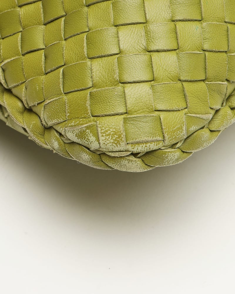 22317_52341a023d-804-32163_7-full