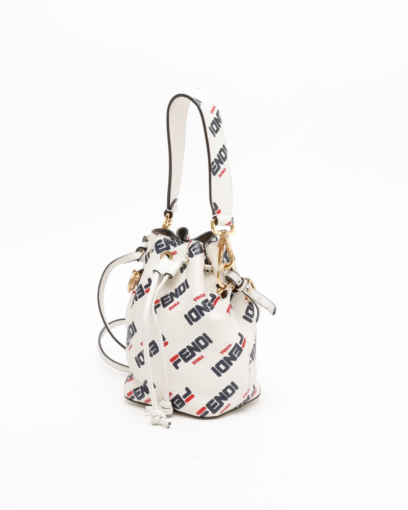 22541_bc77970e92-2250000198018_2-full