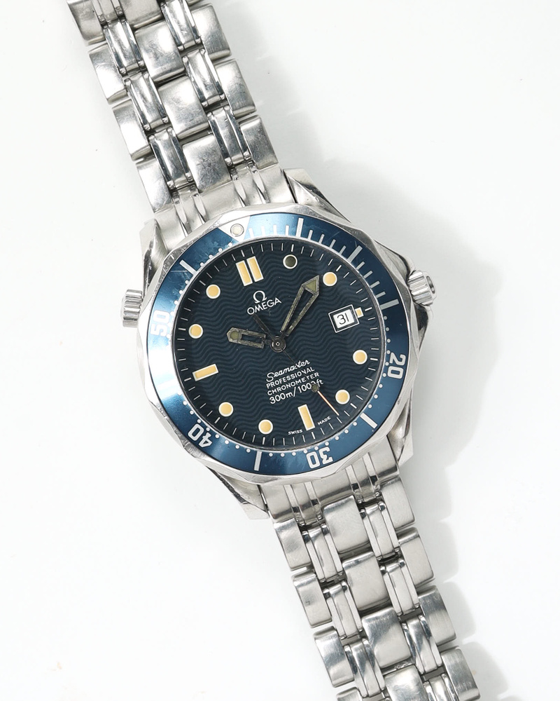 22922_485b790243-2250000364802_2-full