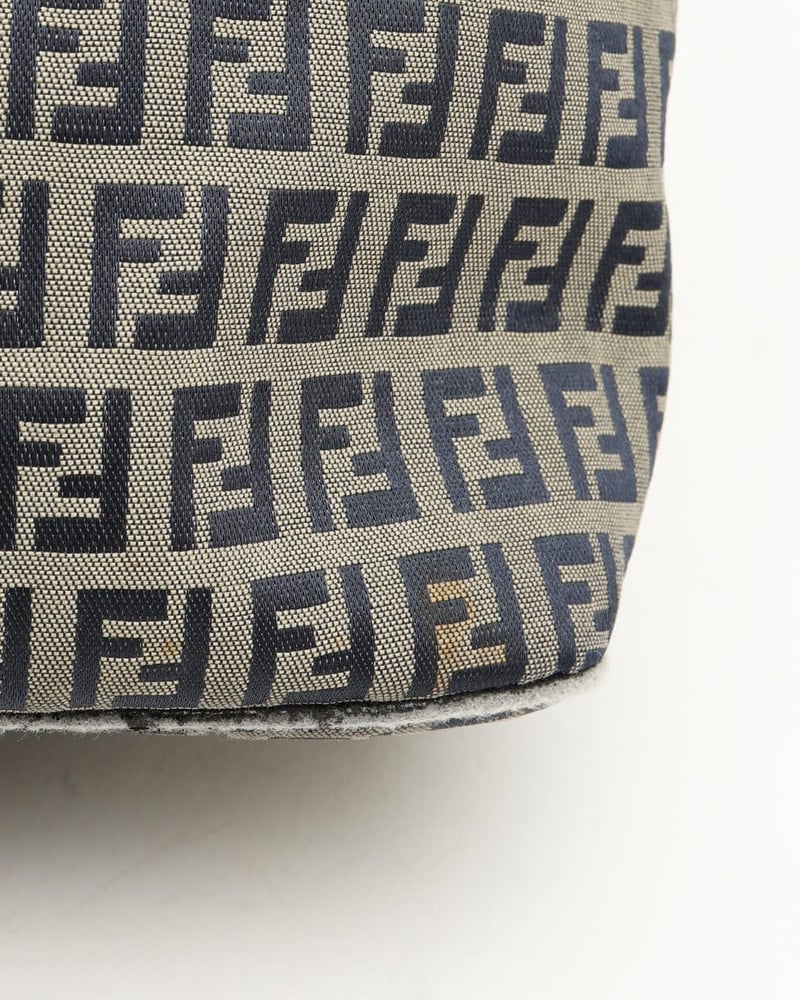 23676_7c5942455d_file-full