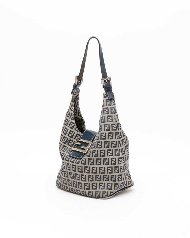 23676_ae42764300_file-full