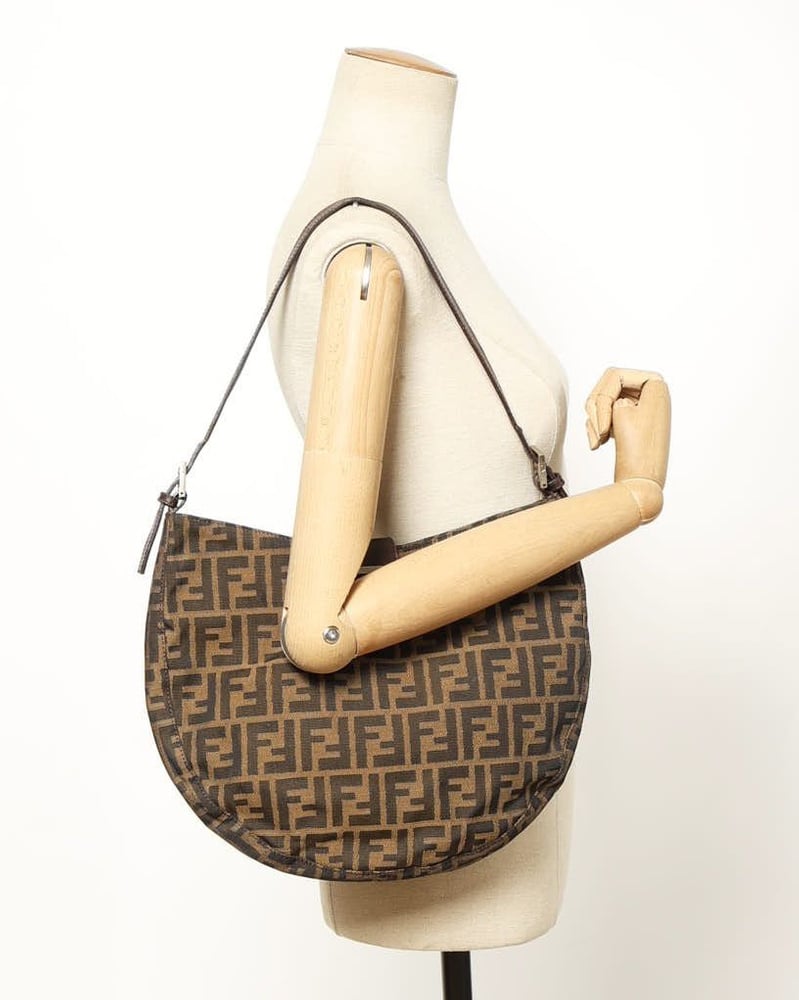 23697_b1e3e5b669_file-full