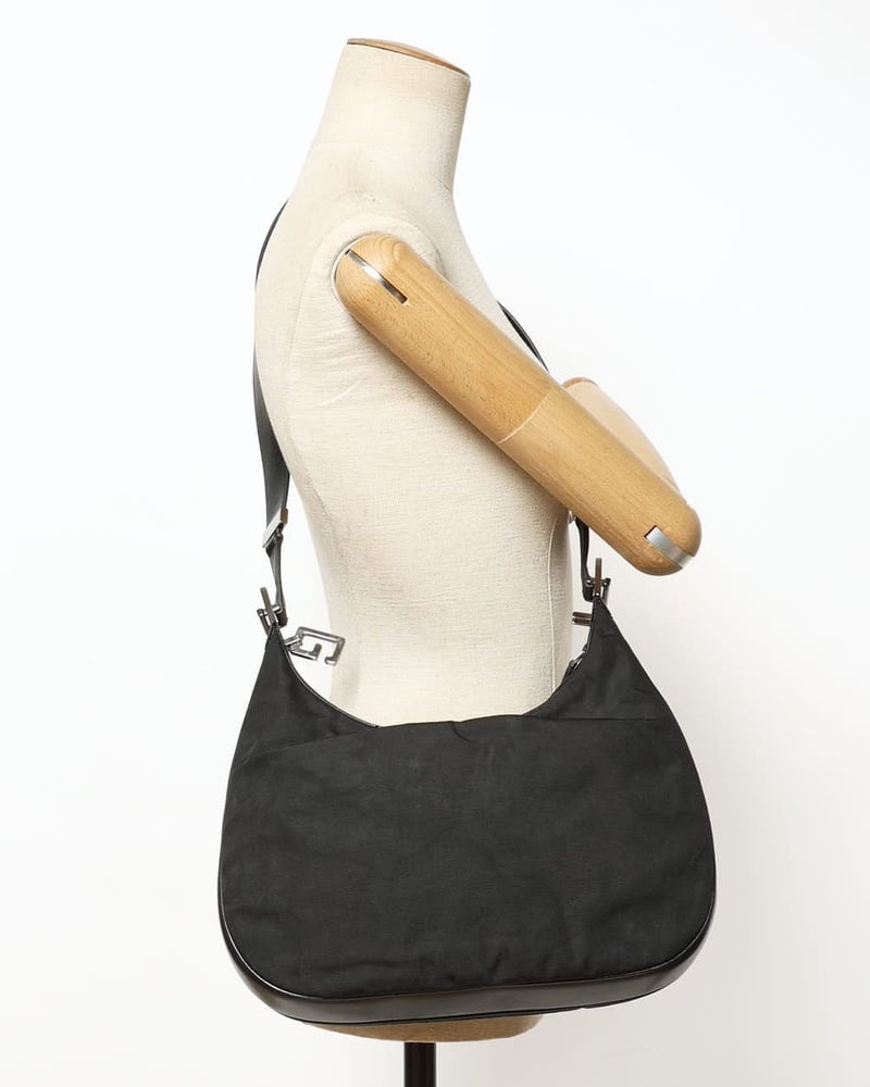 24083_ce98116a35_file-full