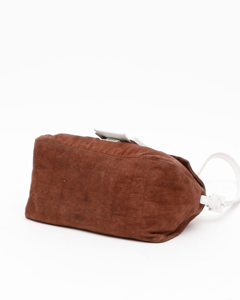 24199_0e007eac42_file-full