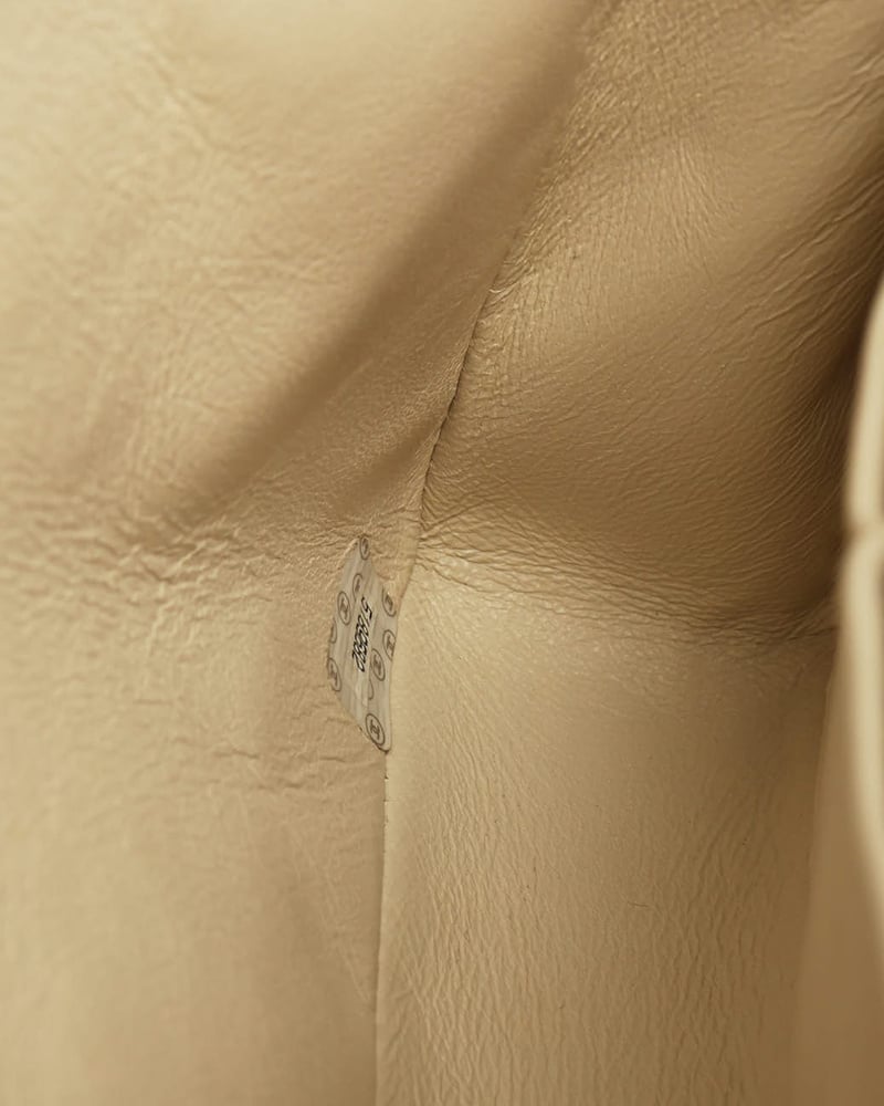 24290_64b7702c06-810-28236_11-full