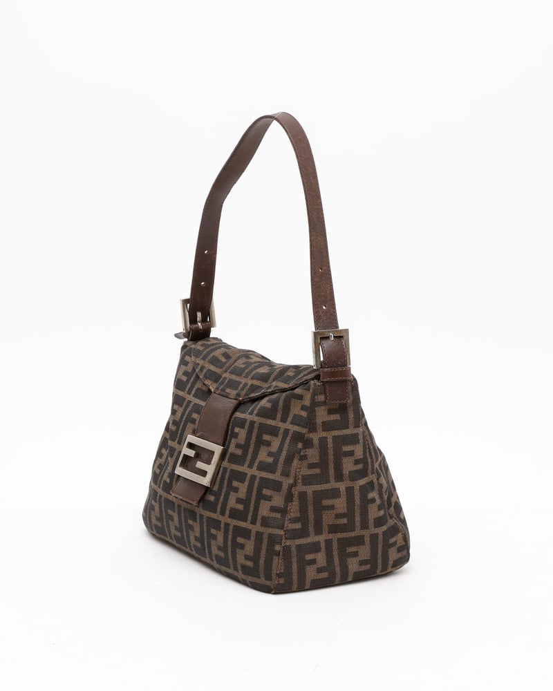 24535_844b283961_file-full