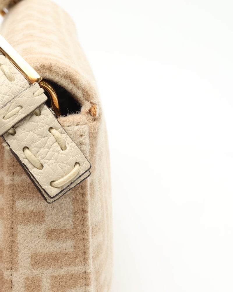 25389_d183680567_file-full