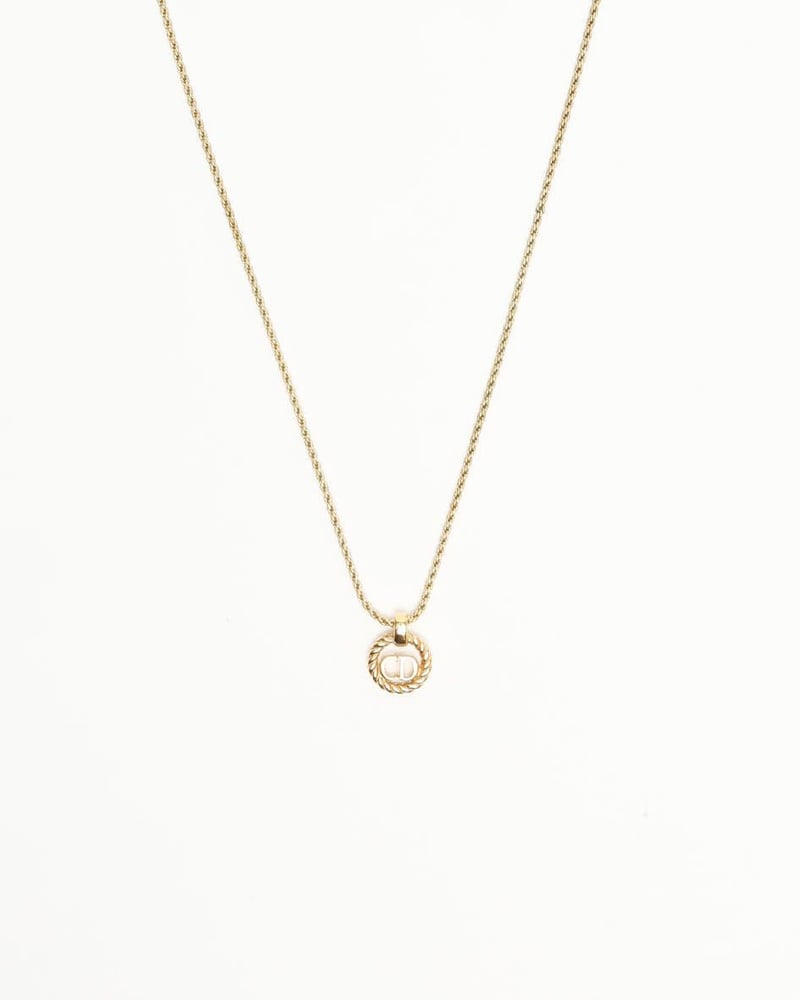 25631_e487e963d4_file-full