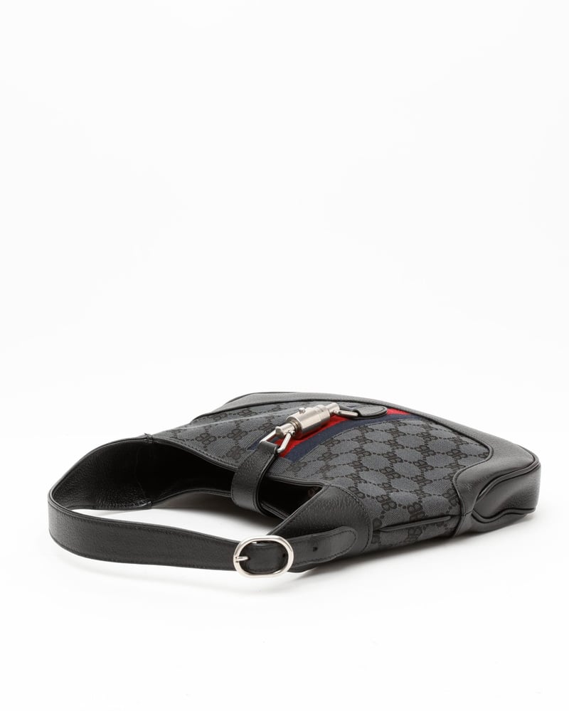 26132_b2f6f02124_file-full