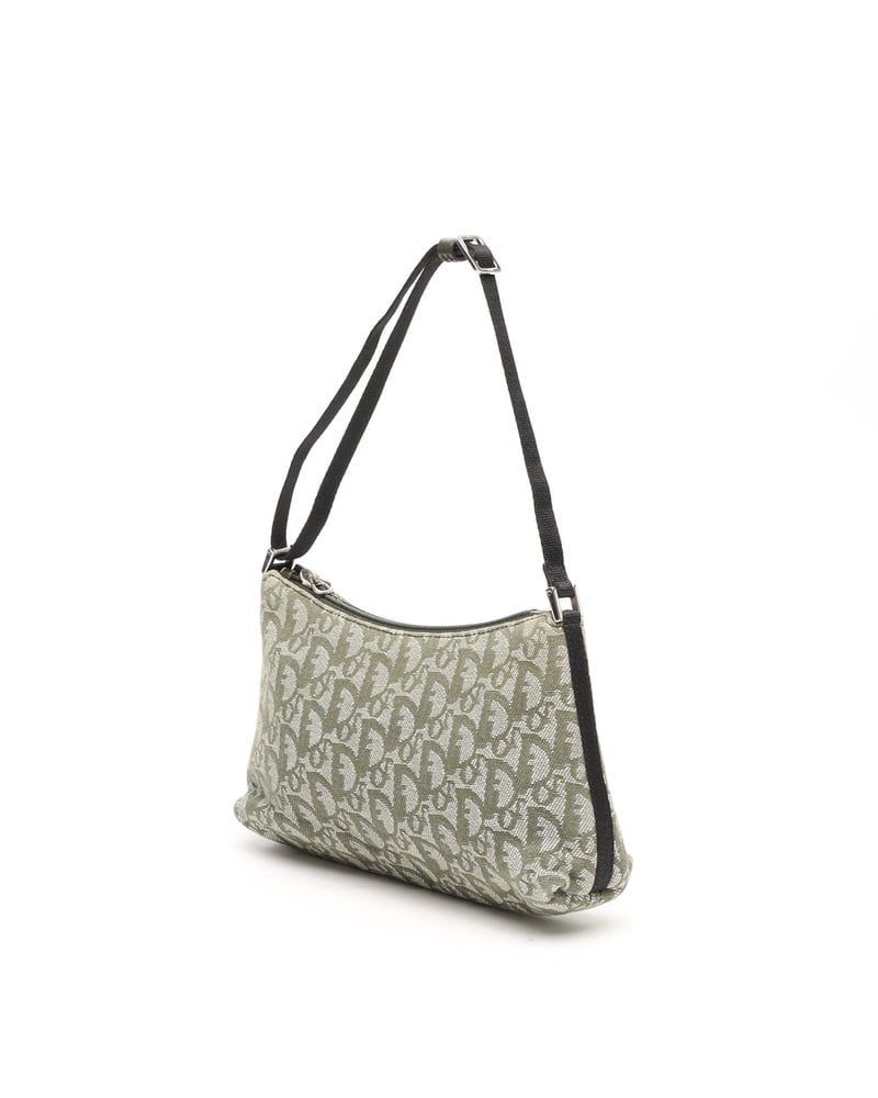 27584_cb9140174b_file-full