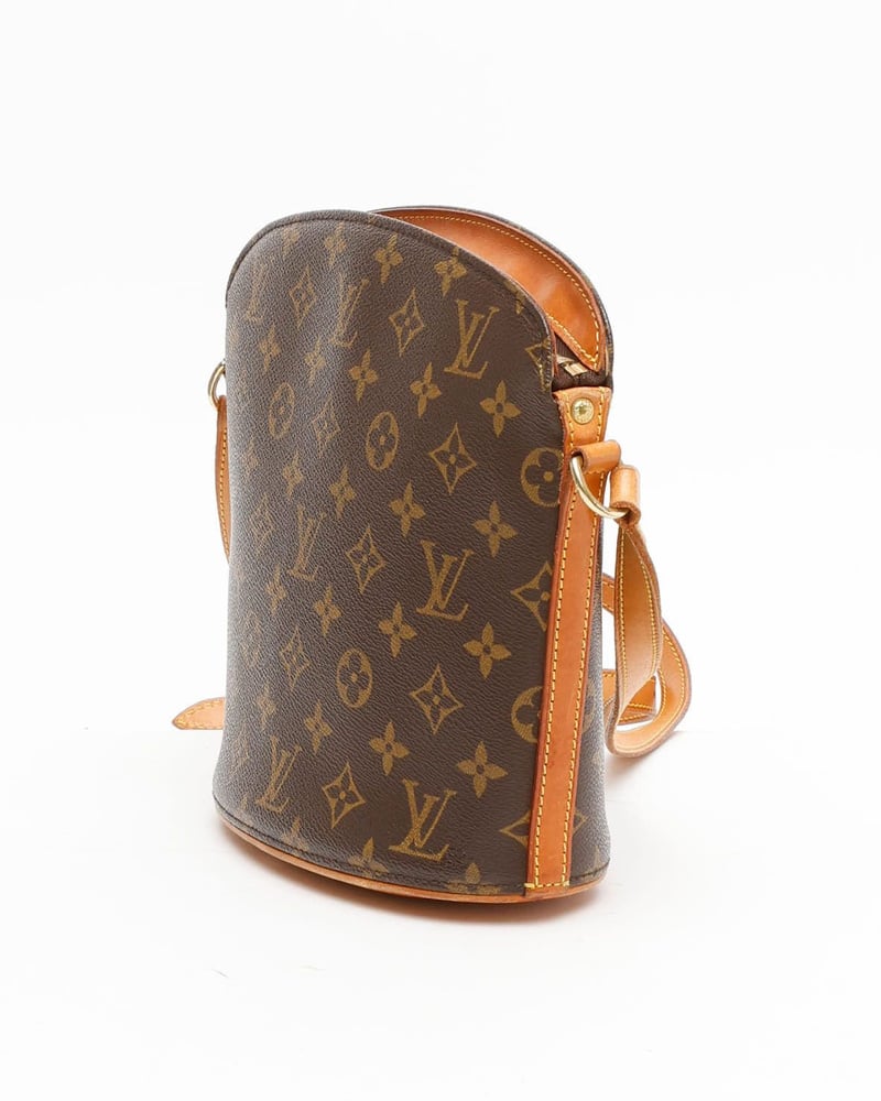 27774_922bb9cb26_file-full