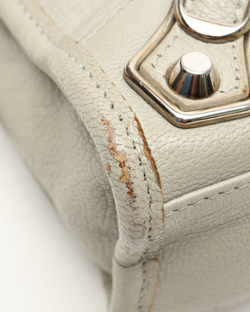 28120_f3a9f9c9cc_file-full