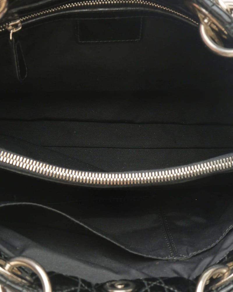 28358_ee4b594577_file-full