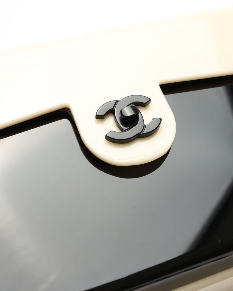 28507_9d7572836e_file-full