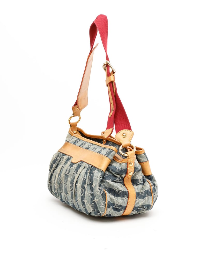 28654_7c7d9121f7_file-full