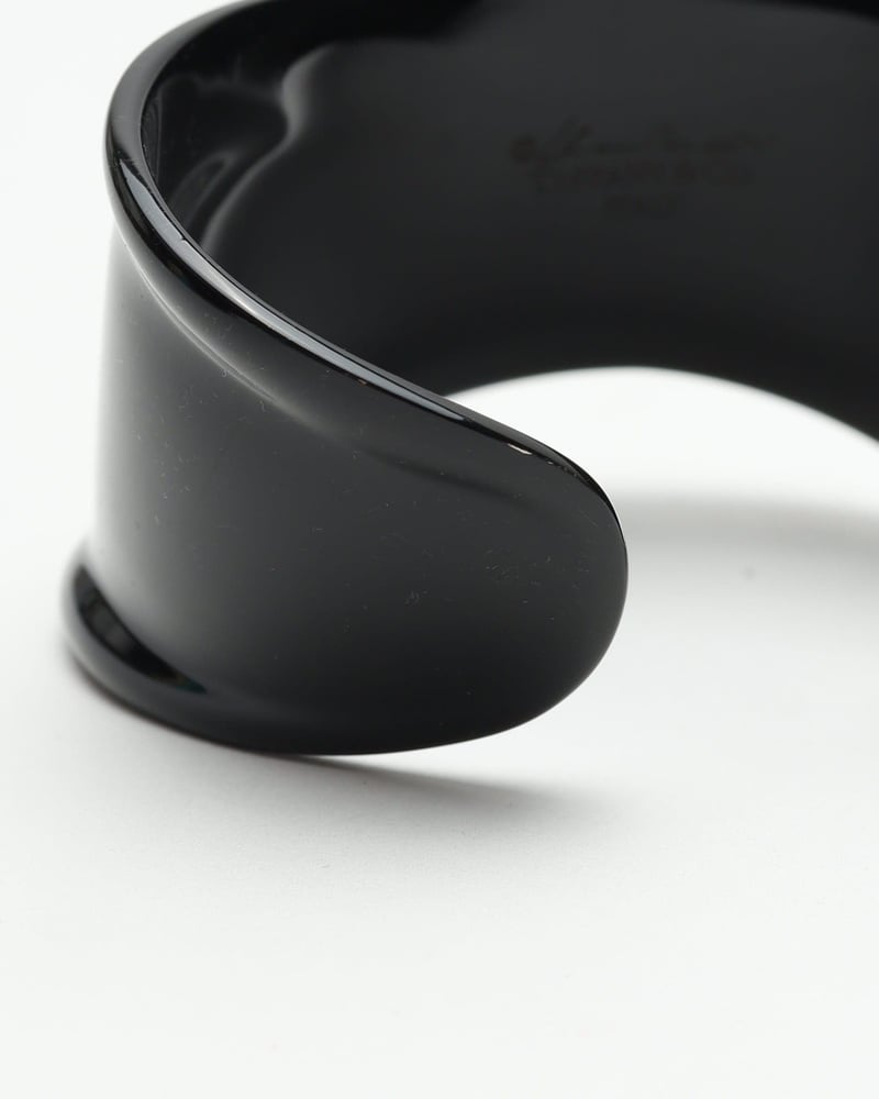 28908_4010f8e126_file-full