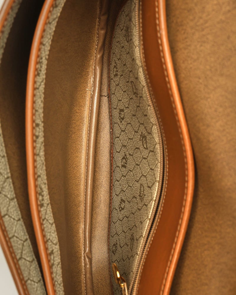 30273_9895c80240_file-full