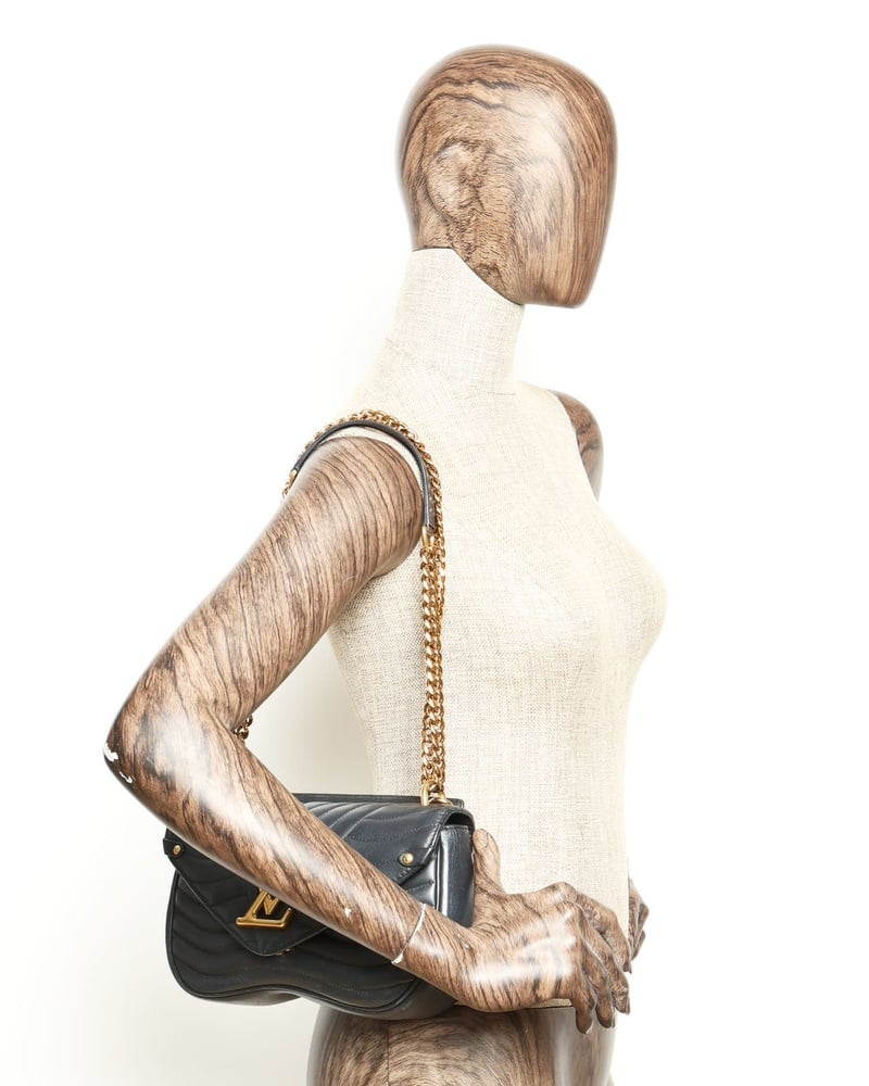 30390_2ee58bf37c_file-full