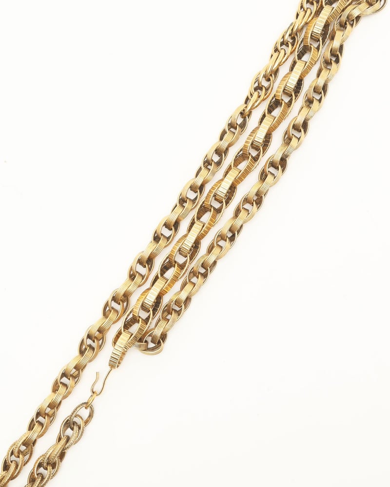 30556_c1c4e13f4e_file-full