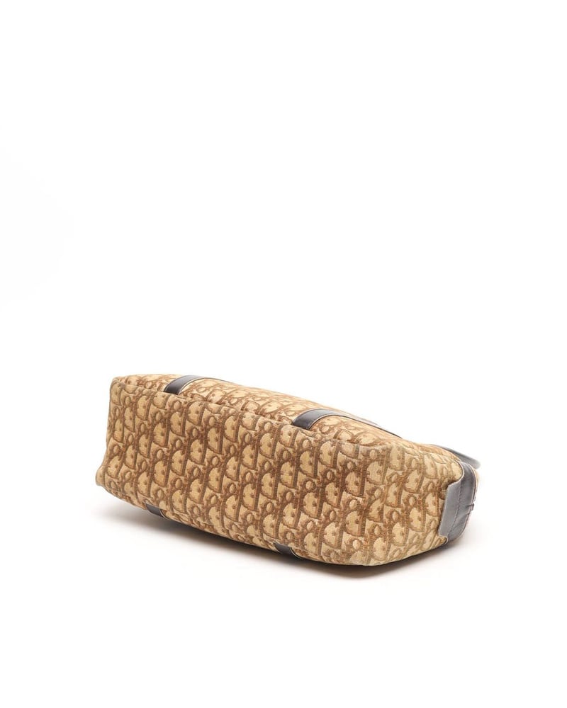 30877_9ad851bd04_file-full