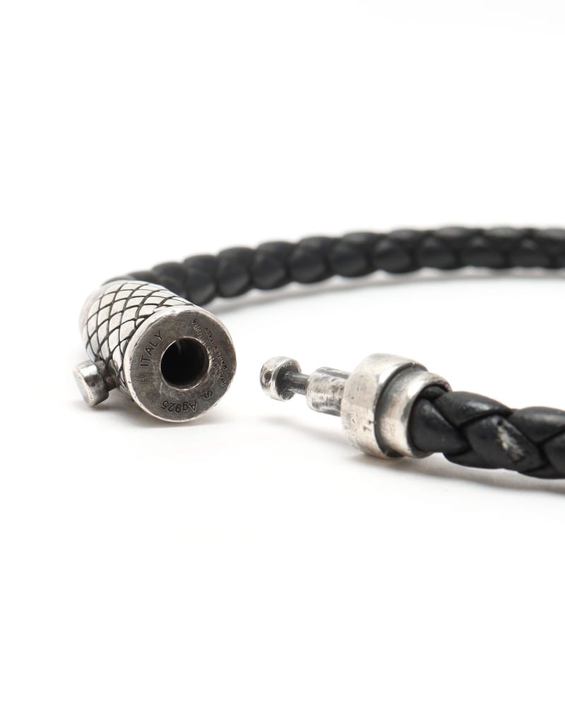 31061_326523244b_file-full