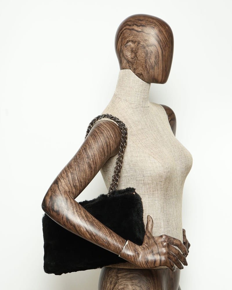 32395_4c6c8a4ba2_file-full