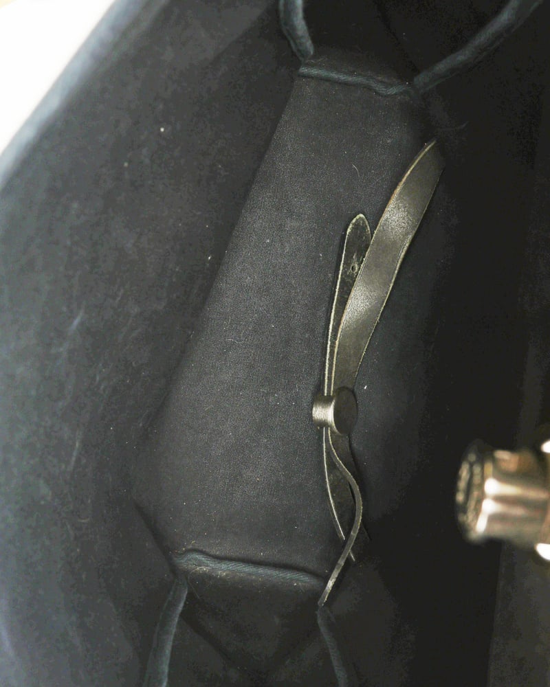 32557_6d10210b30_file-full