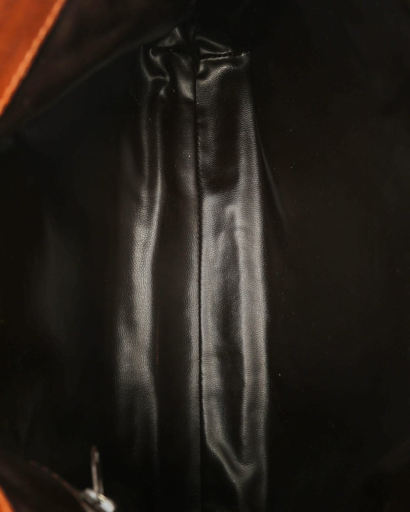 32990_f76b17c41f_file-full