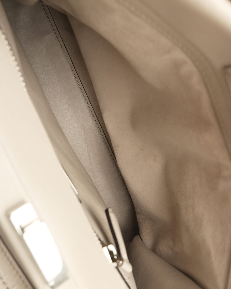 33948_703a4aedb5_file-full