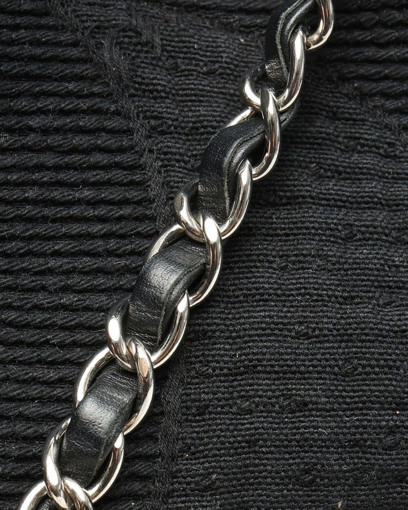 35700_7560e7ae7e_file-full