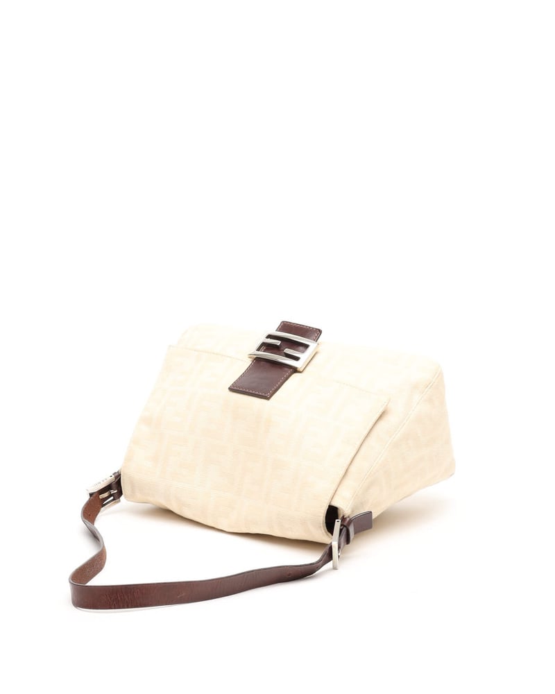 35720_840-37011_5-full