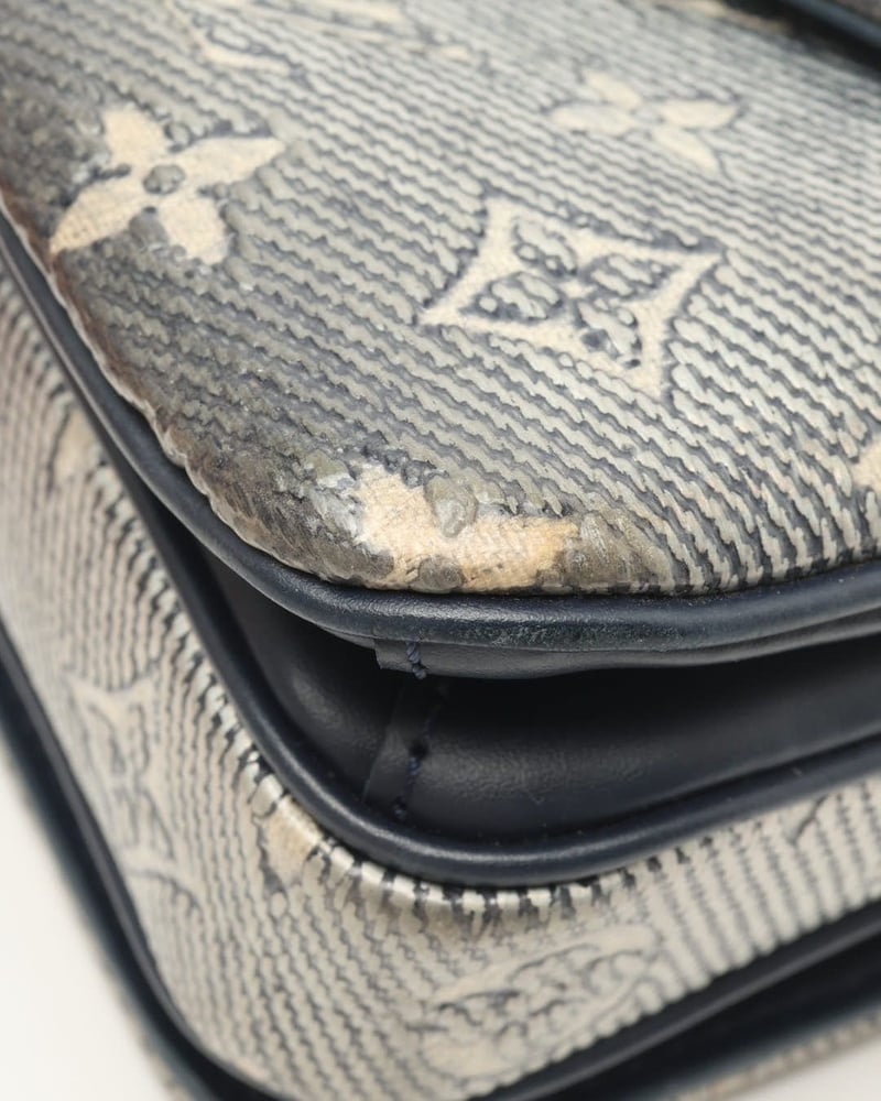 35889_0de9be04a2_file-full