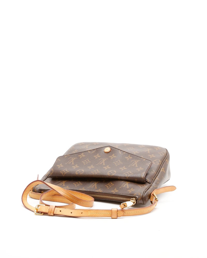 36920_7f6fdf8e1d-2250006887541_5-full