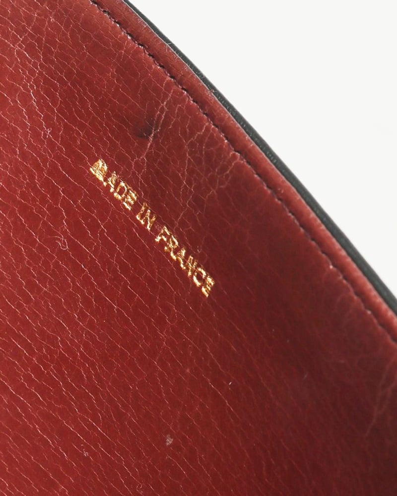 37271_250ad19715_file-full