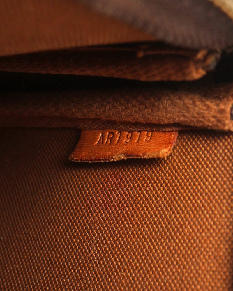 37875_3d01cd28cf_file-full