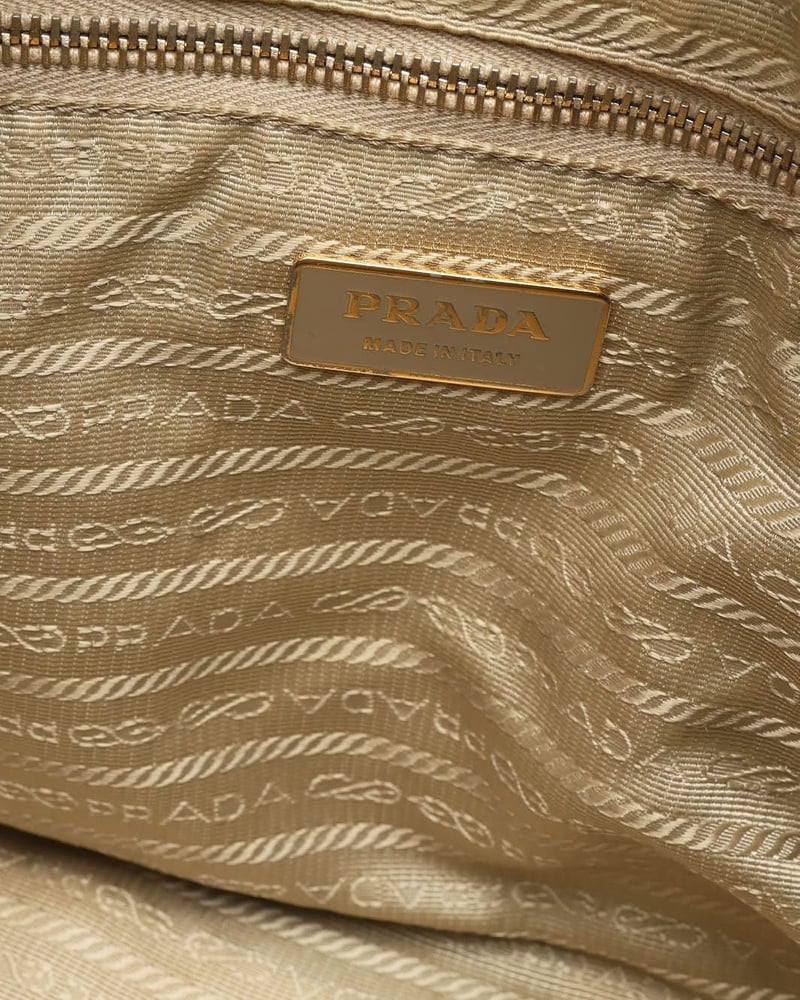 38047_340bd10b24_file-full