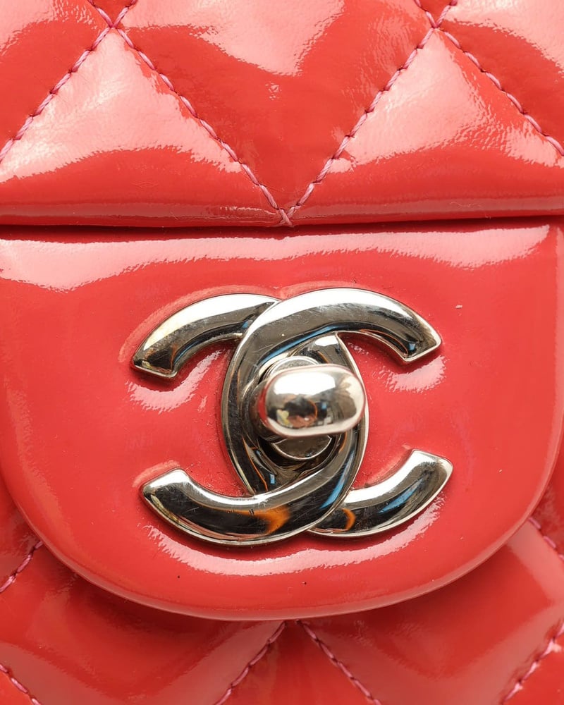 38069_689000759b_file-full