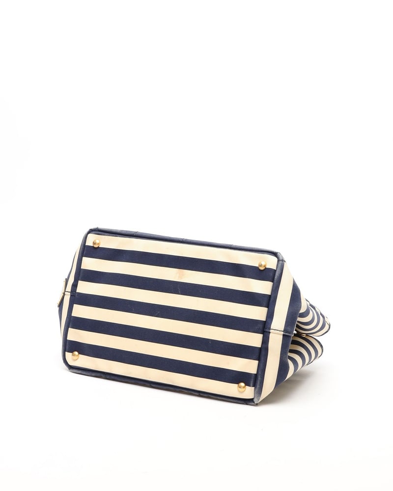 39227_3aeea7eb22_file-full