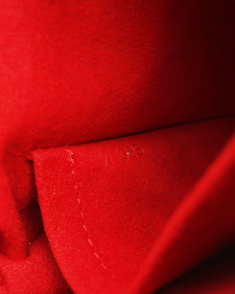 39337_e745b18569_file-full